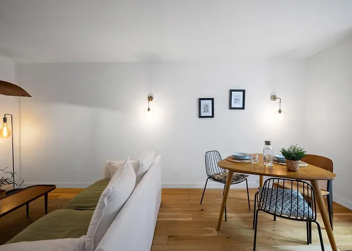 Les Palmiers, Quiet And Air-conditioned *