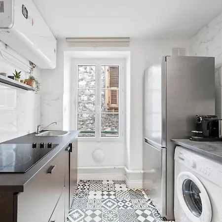 Les Palmiers, Quiet And Air-conditioned Appartement Nice